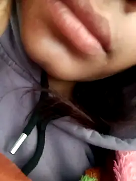 Snapshot of Aaisha-16 chatting on February 15, 2026, 3:29 am Aaisha-16 online show from February 15, 2026, 3:29 am