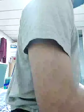 Alecumload online show from September 18, 2025, 2:03 am