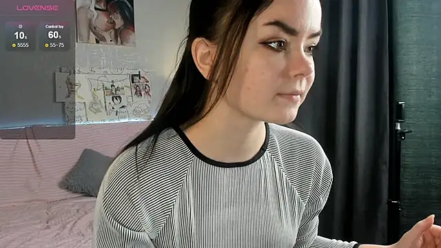 Gentle Ariel online show from December 1, 2025, 1:39 am