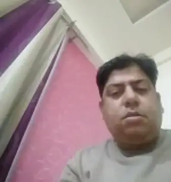 Love40777 online show from February 19, 2026, 6:05 pm