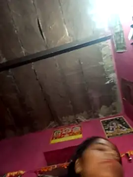 Snapshot of Hot_kadi83 chatting on November 3, 2025, 7:06 pm Hot kadi83 online show from November 3, 2025, 7:06 pm