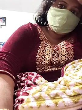 Snapshot of Mmm143 chatting on January 8, 2026, 6:47 pm Mmm143 online show from January 8, 2026, 6:47 pm