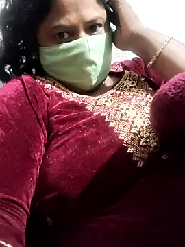 Snapshot of Mmm143 chatting on January 8, 2026, 3:34 am Mmm143 online show from January 8, 2026, 3:34 am