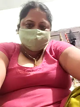 Mmm143 online show from October 23, 2025, 5:44 pm