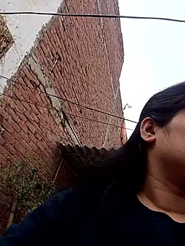 aliya-jaan71 online show from February 1, 2026, 7:39 am