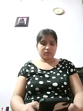 Snapshot of aliya-jaan71 chatting on April 30, 2026, 12:56 pm aliya-jaan71 online show from April 30, 2026, 12:56 pm