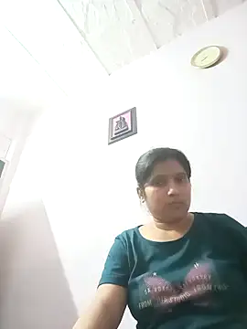 Snapshot of aliya-jaan71 chatting on April 23, 2026, 2:40 pm aliya-jaan71 online show from April 23, 2026, 2:40 pm
