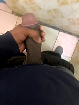 Snapshot of Prtkkk chatting on December 22, 2025, 2:01 am Prtkkk online show from December 22, 2025, 2:01 am