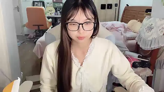 Akong11 online show from December 22, 2025, 12:49 pm