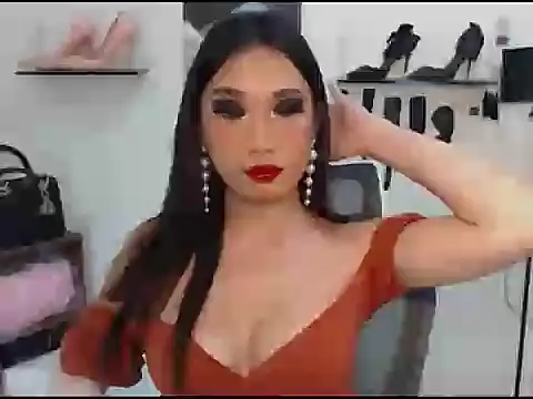 TsFreshMistress69XXX online show from September 18, 2025, 8:12 pm