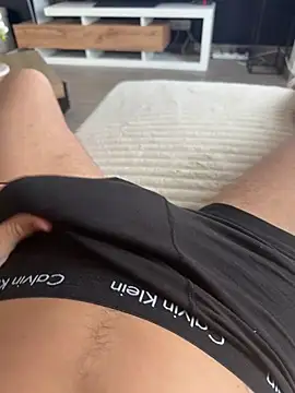 Snapshot of bobsex211 chatting on July 10, 2026, 6:30 pm bobsex211 online show from July 10, 2026, 6:30 pm