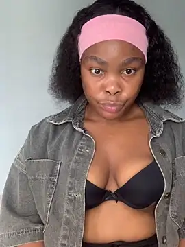 Snapshot of Hornysweetheart chatting on March 2, 2026, 11:28 am Hornysweetheart online show from March 2, 2026, 11:28 am