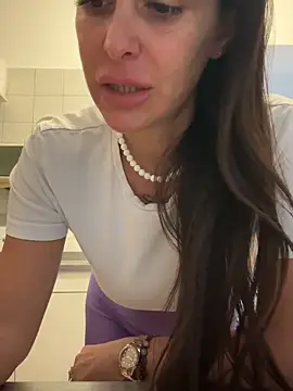 ainaht online show from March 20, 2026, 8:26 am