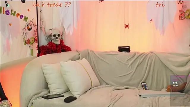 SUM    online show from October 7, 2025, 10:44 pm