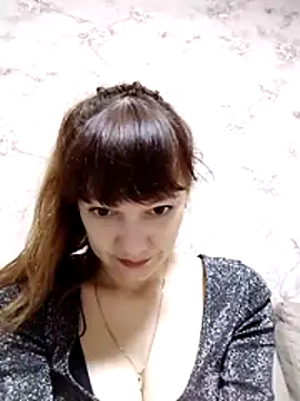 Snapshot of AliceSwan1122 chatting on December 3, 2025, 10:20 pm AliceSwan1122 online show from December 3, 2025, 10:20 pm