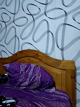 Snapshot of Amber_Miiller2 chatting on May 24, 2026, 8:42 pm Amber Miiller2 online show from May 24, 2026, 8:42 pm