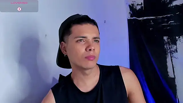 Avaggi online show from October 30, 2025, 11:34 pm