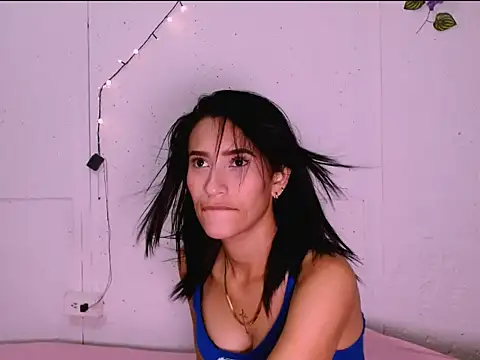 cruellasaludable online show from December 22, 2025, 1:44 pm