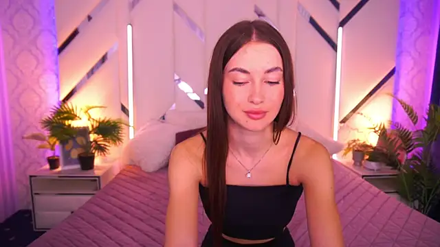 CherryyLulu online show from December 1, 2025, 8:37 am