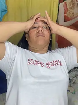 babyjuly19 online show from November 17, 2025, 11:42 pm