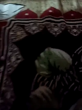 Snapshot of Romantic_couple89 chatting on September 28, 2025, 5:20 pm Romantic couple89 online show from September 28, 2025, 5:20 pm