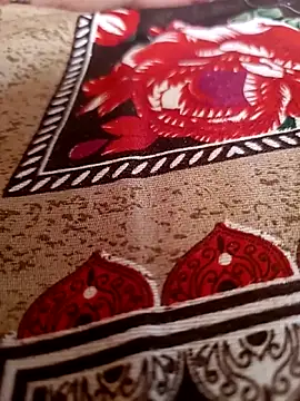 Snapshot of Romantic_couple89 chatting on October 1, 2025, 11:25 am Romantic couple89 online show from October 1, 2025, 11:25 am