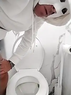 Snapshot of Francy36 chatting on September 17, 2025, 10:23 pm Francy36 online show from September 17, 2025, 10:23 pm