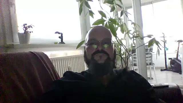 Snapshot of Rascran1 chatting on November 17, 2025, 3:49 pm Rascran1 online show from November 17, 2025, 3:49 pm