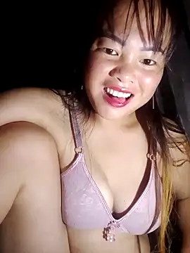 Snapshot of emilyzz chatting on October 9, 2025, 9:37 pm emilyzz online show from October 9, 2025, 9:37 pm