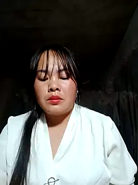 Snapshot of emilyzz chatting on December 18, 2025, 1:48 pm emilyzz online show from December 18, 2025, 1:48 pm