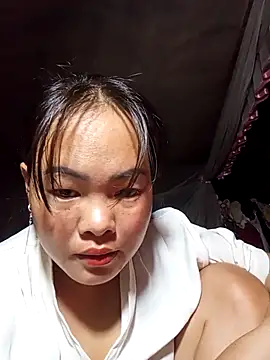 Snapshot of emilyzz chatting on January 11, 2026, 2:07 am emilyzz online show from January 11, 2026, 2:07 am