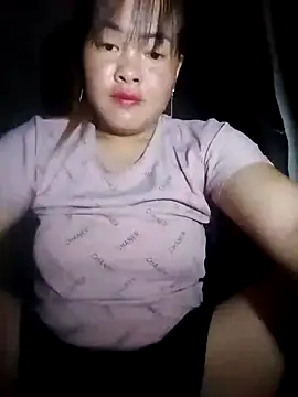 Snapshot of emilyzz chatting on October 10, 2025, 10:21 pm emilyzz online show from October 10, 2025, 10:21 pm