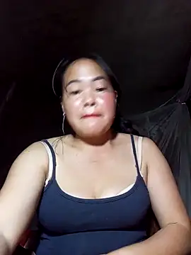 Snapshot of emilyzz chatting on January 19, 2026, 2:10 pm emilyzz online show from January 19, 2026, 2:10 pm