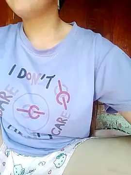 Snapshot of emilyzz chatting on October 5, 2025, 1:40 am emilyzz online show from October 5, 2025, 1:40 am