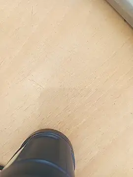 Snapshot of karandeep_Bhagat chatting on September 22, 2025, 9:37 am karandeep Bhagat online show from September 22, 2025, 9:37 am