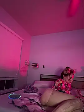 Texxaspearl online show from March 6, 2026, 10:21 am