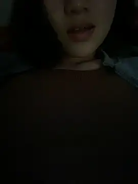 Snapshot of Bella_sexy98 chatting on December 16, 2025, 6:39 am Bella sexy98 online show from December 16, 2025, 6:39 am