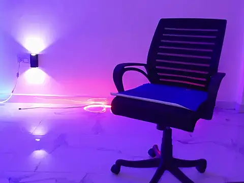  Ameera  online show from October 22, 2025, 1:21 pm