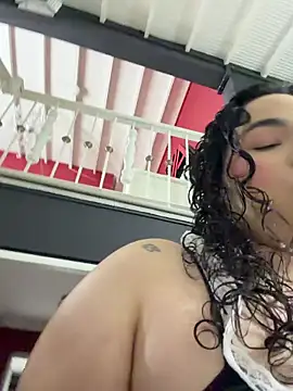 krisstenSantos online show from January 6, 2026, 12:53 pm