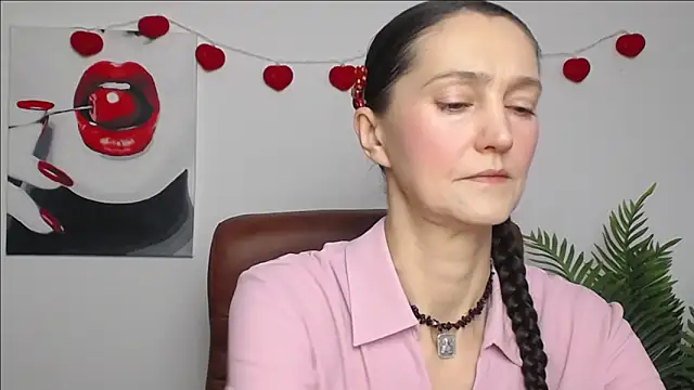 TayaFinch online show from February 17, 2026, 1:08 pm