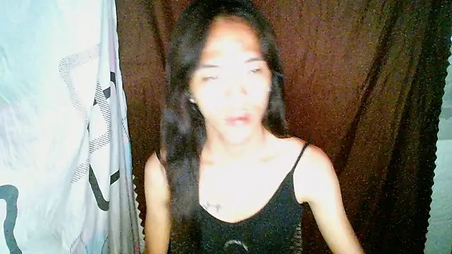 Snapshot of Rain-Show chatting on November 13, 2025, 9:30 pm Rain-Show online show from November 13, 2025, 9:30 pm