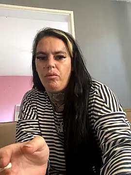 Snapshot of DIRTY_PAISLEY_X chatting on September 23, 2025, 10:55 am DIRTY PAISLEY X online show from September 23, 2025, 10:55 am