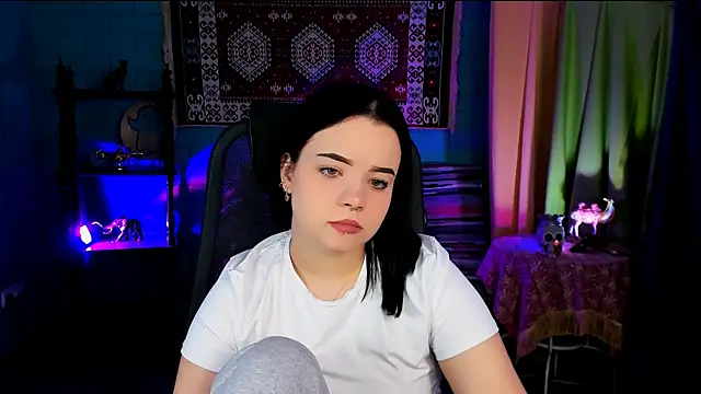 Snapshot of leslierowe_ chatting on November 29, 2025, 1:22 pm leslierowe online show from November 29, 2025, 1:22 pm