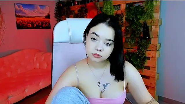 Snapshot of leslierowe_ chatting on November 28, 2025, 4:18 pm leslierowe online show from November 28, 2025, 4:18 pm