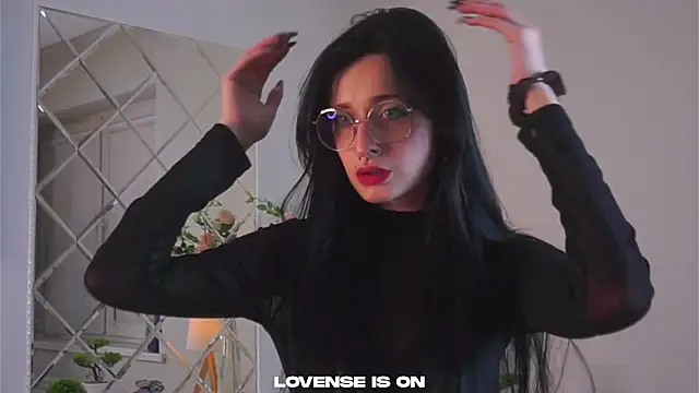 DarcyAspacio online show from October 20, 2025, 11:22 am