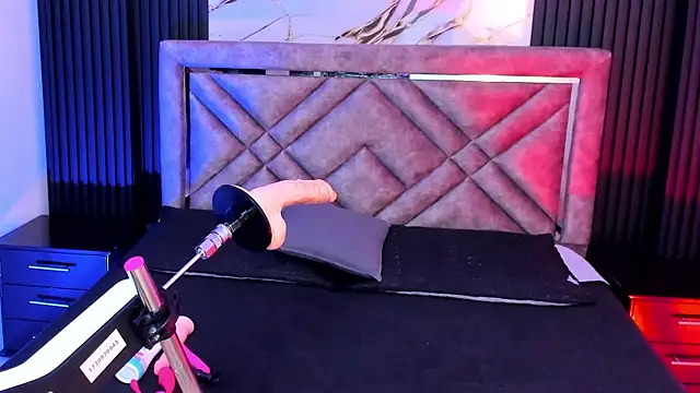 Daniwhatson online show from September 28, 2025, 3:46 am