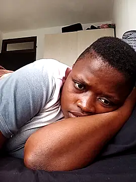 Snapshot of lady-zeei chatting on October 3, 2025, 11:01 am lady-zeei online show from October 3, 2025, 11:01 am