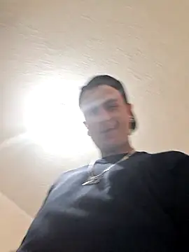 Bottz777 online show from October 28, 2025, 10:09 pm