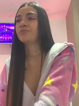 Snapshot of MiQeilaSweet chatting on October 31, 2025, 12:51 am MiQeilaSweet online show from October 31, 2025, 12:51 am