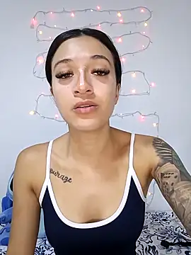 MiQeilaSweet online show from February 24, 2026, 2:29 pm